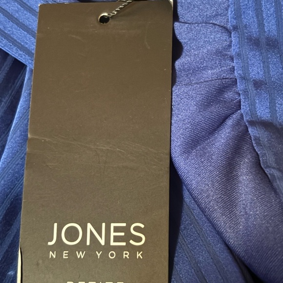 Jones New York Blue V-Neck Women's Top PXL NWT - Picture 10 of 11